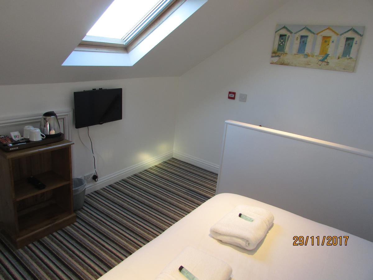 Charlotte Guest House Weymouth Eksteriør billede